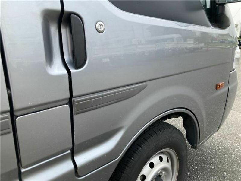BONGO VAN