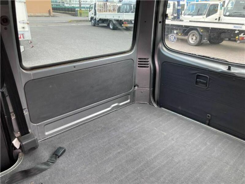 BONGO VAN