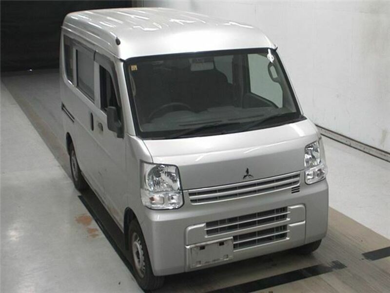 MINICAB VAN