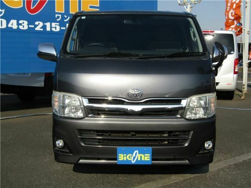 HIACE VAN-9
