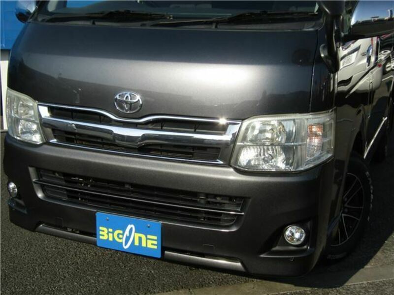 HIACE VAN-10