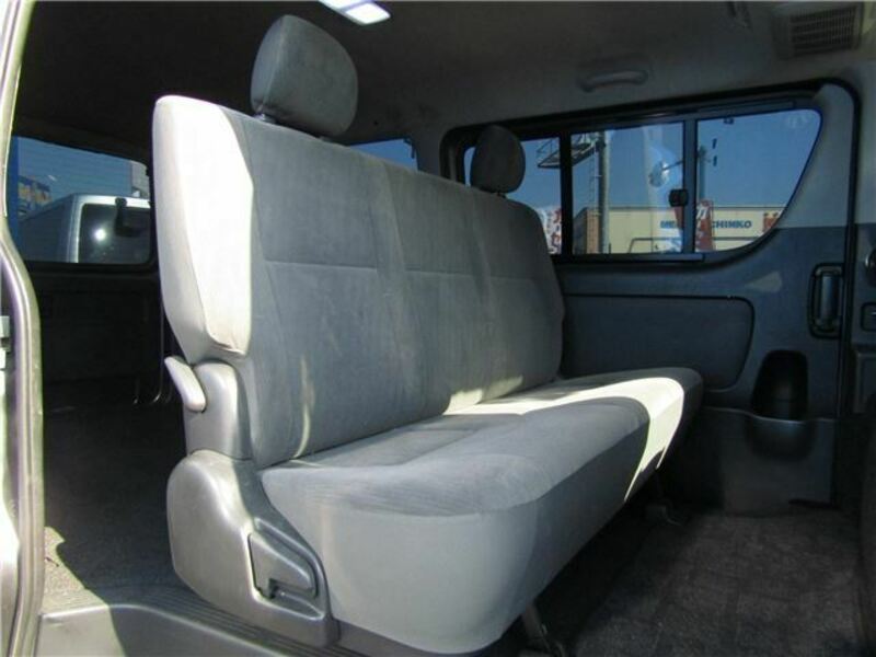 HIACE VAN-29