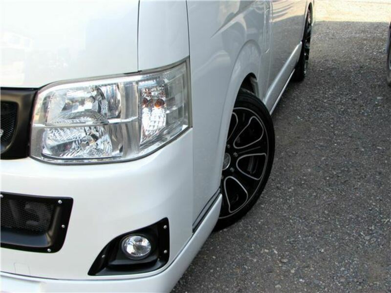HIACE VAN-9