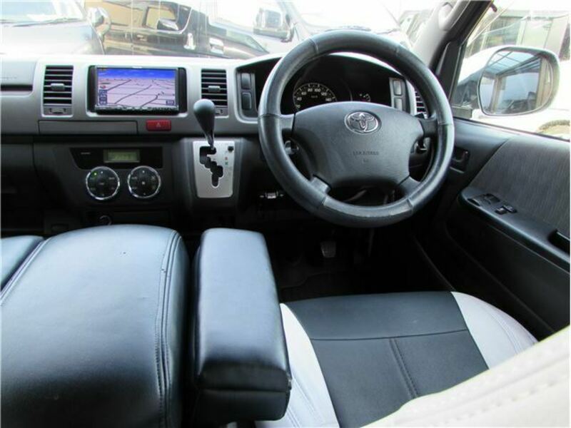 HIACE VAN-21