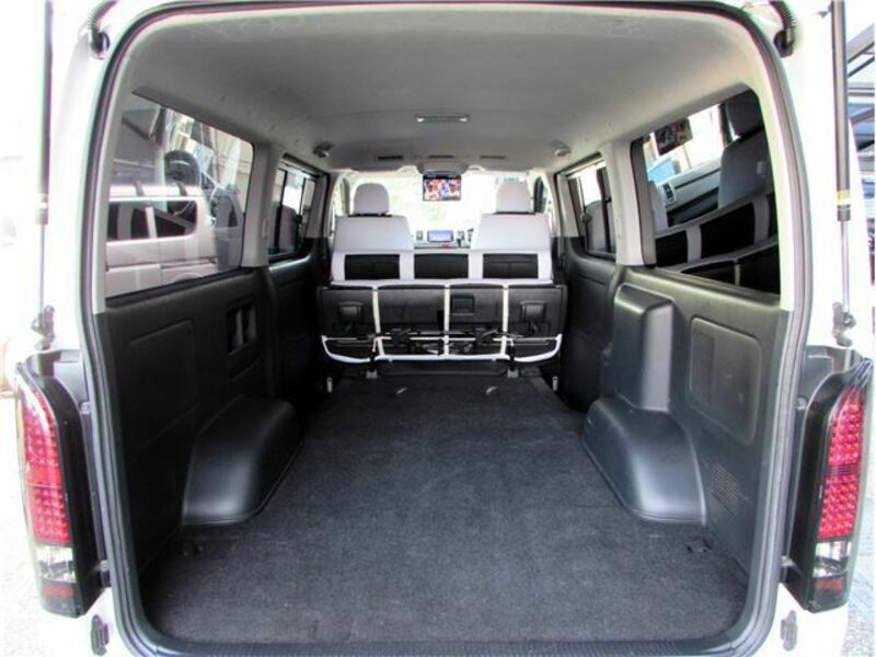 HIACE VAN-30