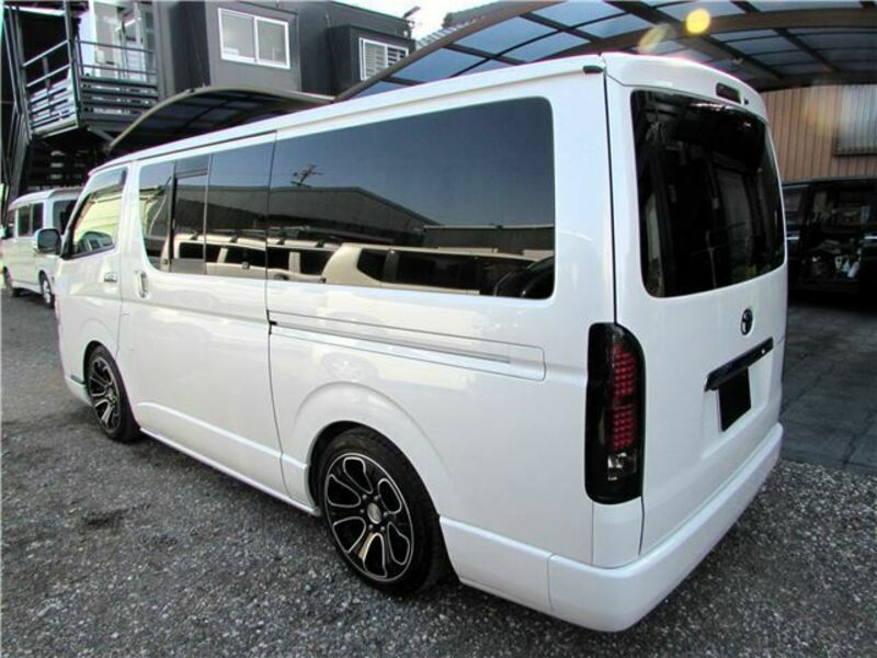 HIACE VAN-48