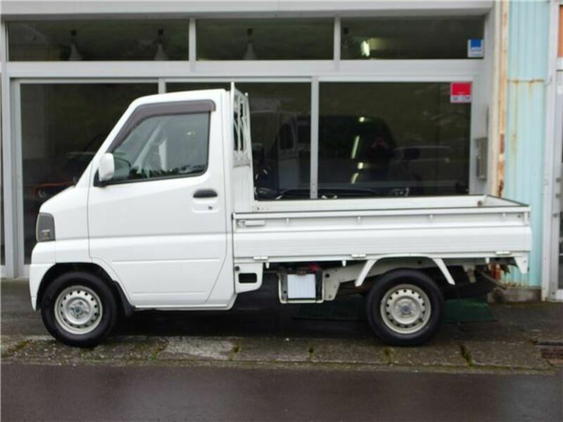 CLIPPER TRUCK