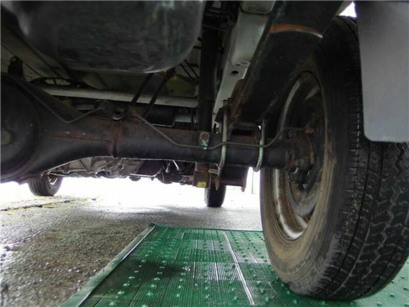 CLIPPER TRUCK