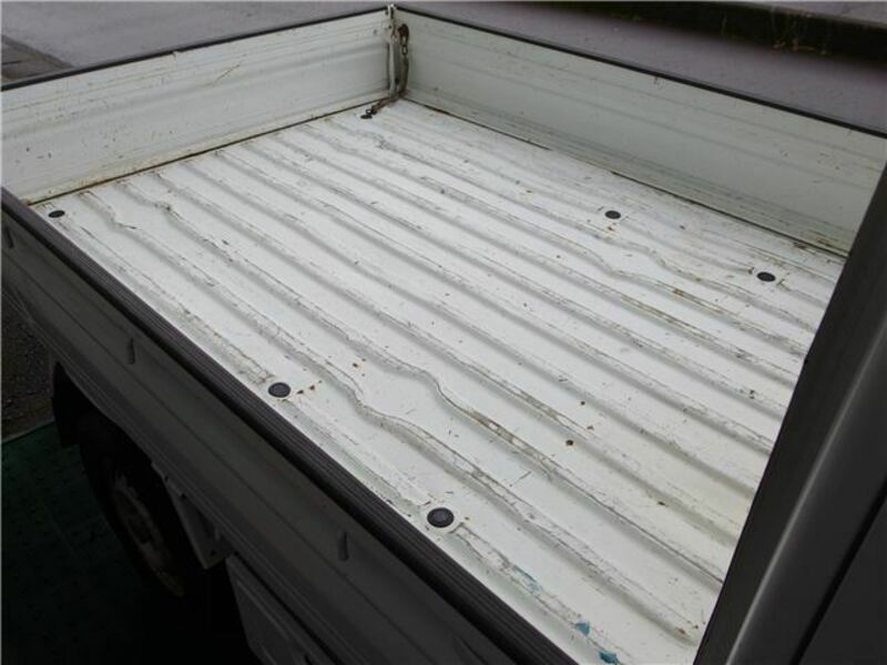 CLIPPER TRUCK