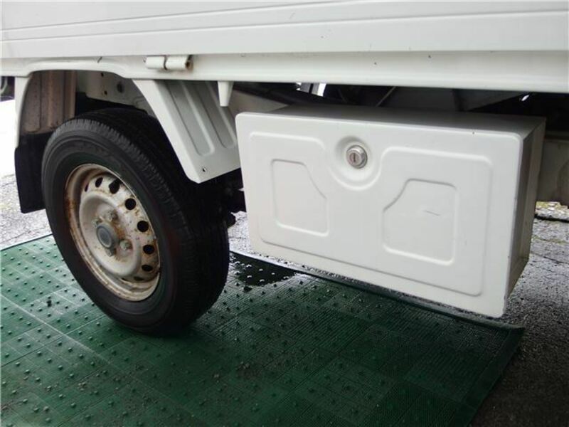 CLIPPER TRUCK