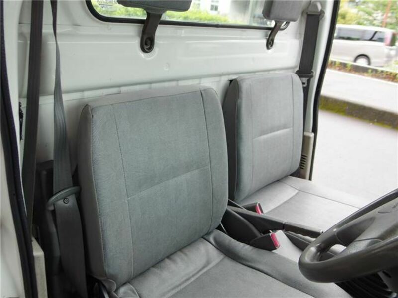 CLIPPER TRUCK