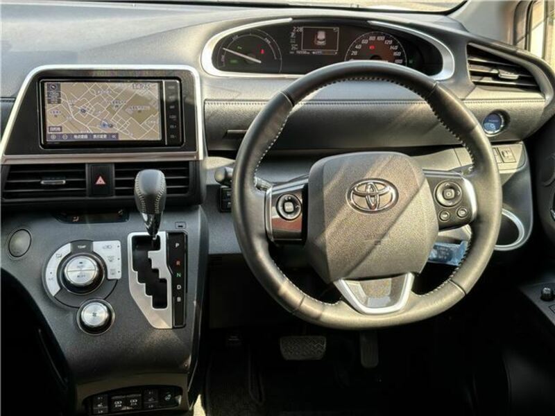 SIENTA-29