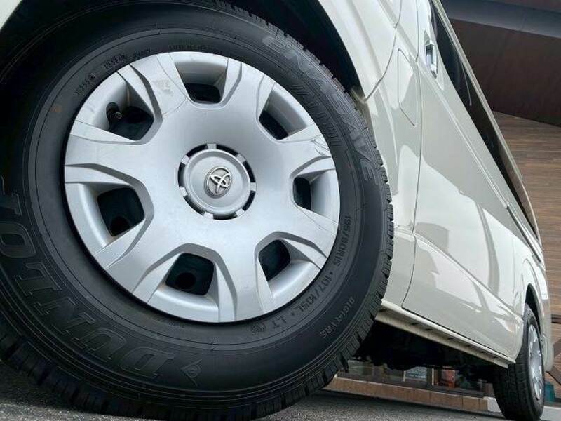 HIACE VAN-10