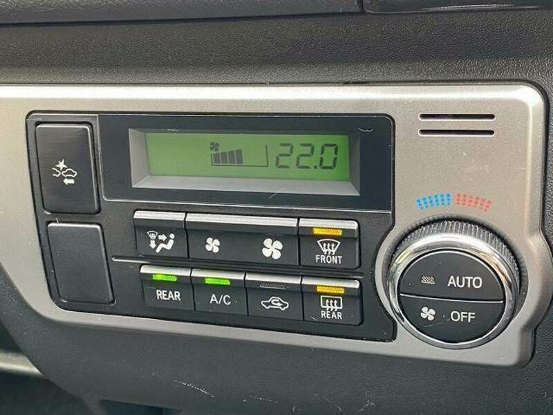 HIACE VAN-11