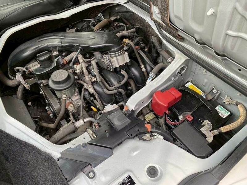 HIACE VAN-13