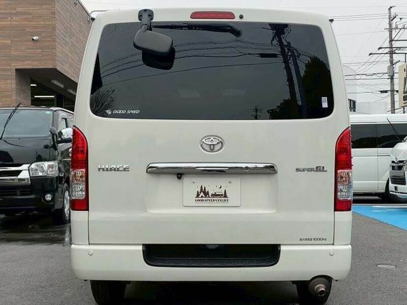 HIACE VAN-18