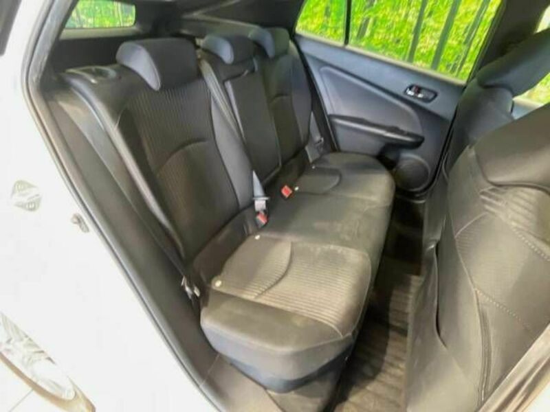 PRIUS-8