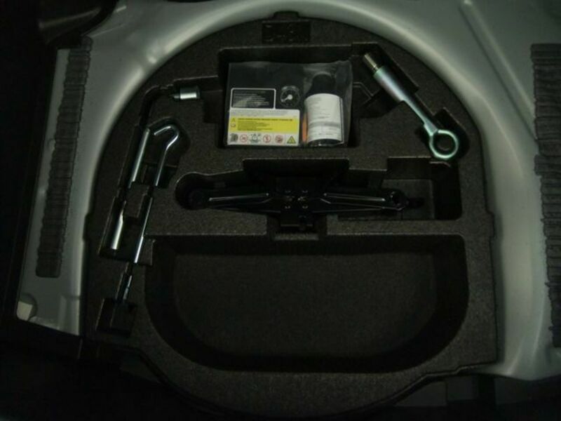 MAZDA2-20