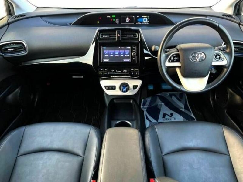 PRIUS-1