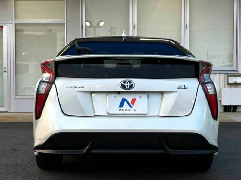 PRIUS-14