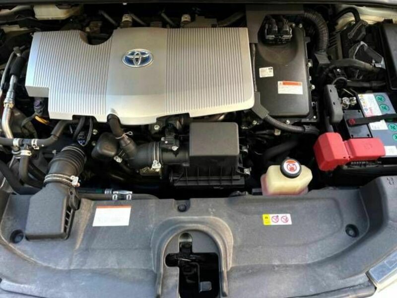 PRIUS-17