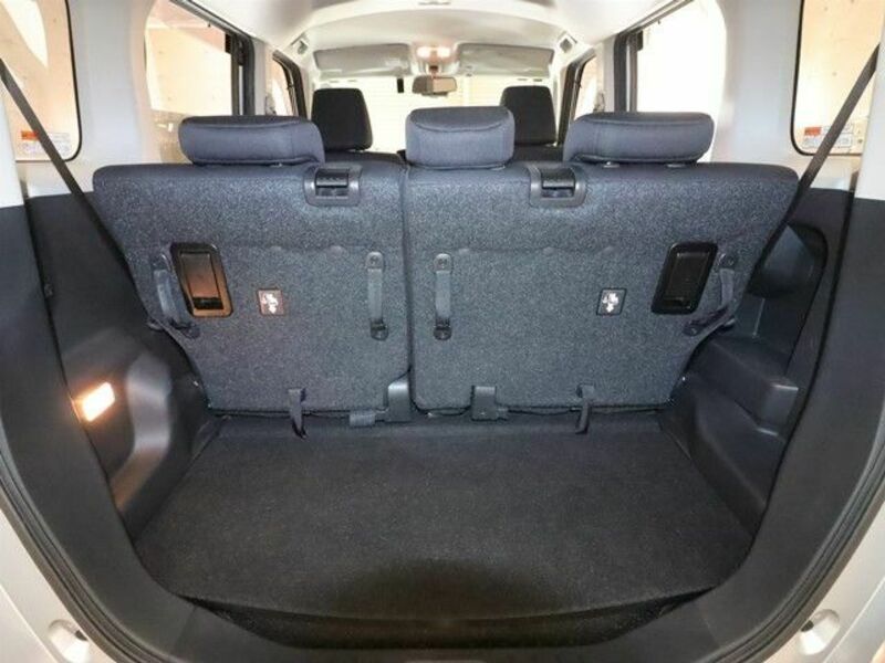 ROOMY-11