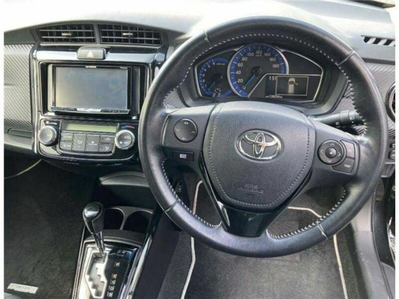 COROLLA FIELDER