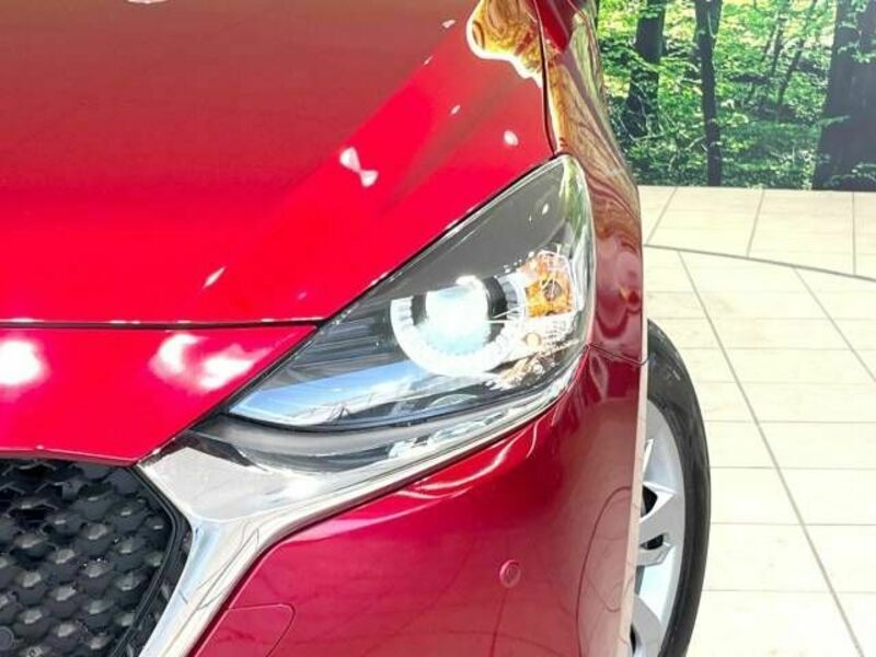 MAZDA2-13