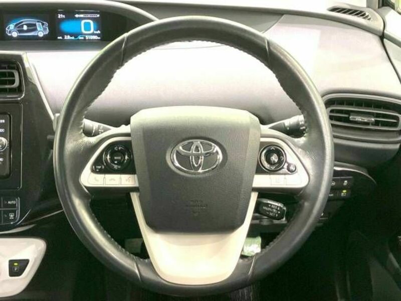 PRIUS-10