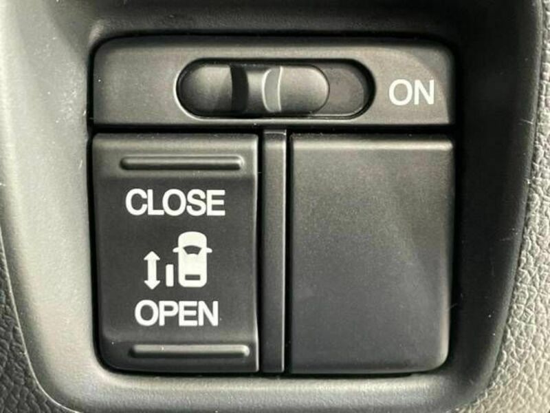 N BOX