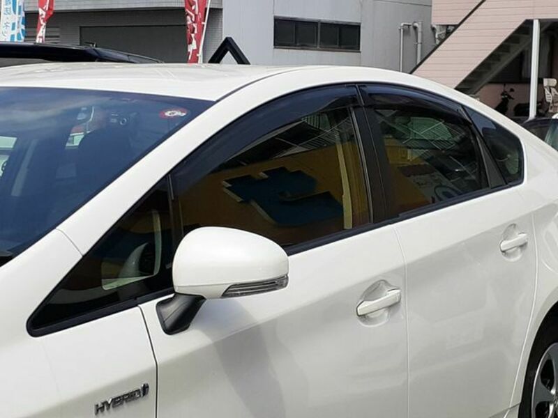 PRIUS-7