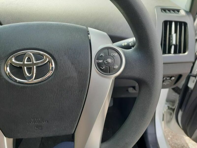 PRIUS-26