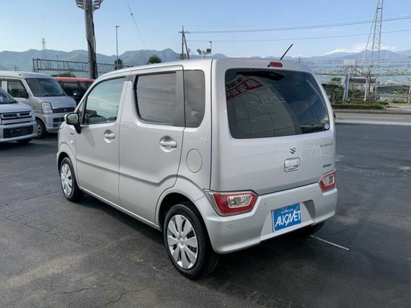 WAGON R-4