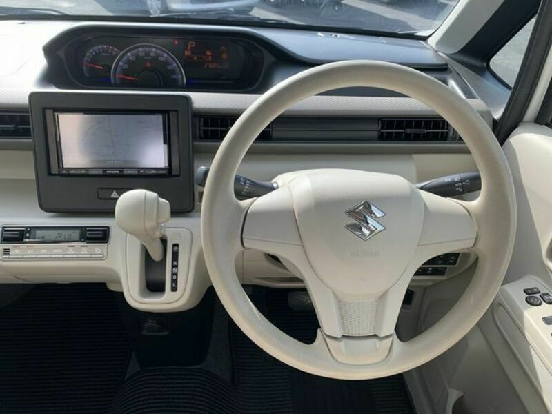 WAGON R-8