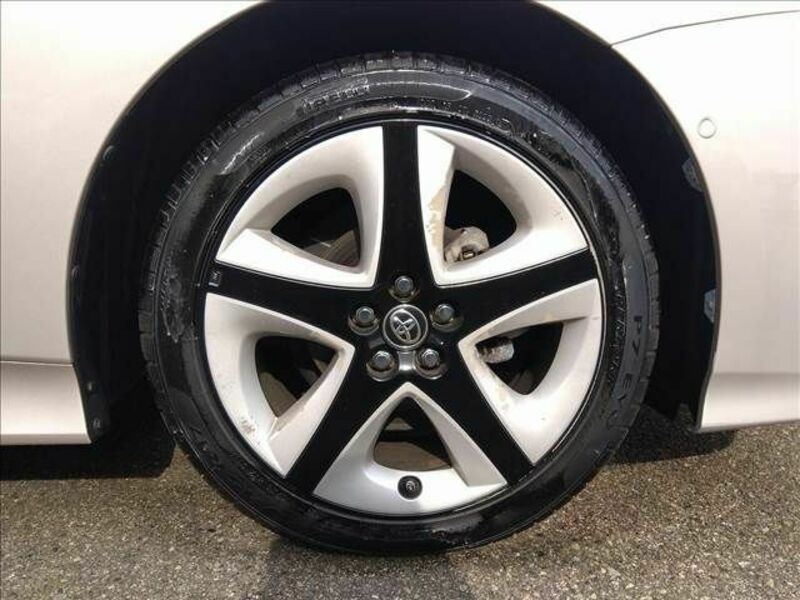 PRIUS-22