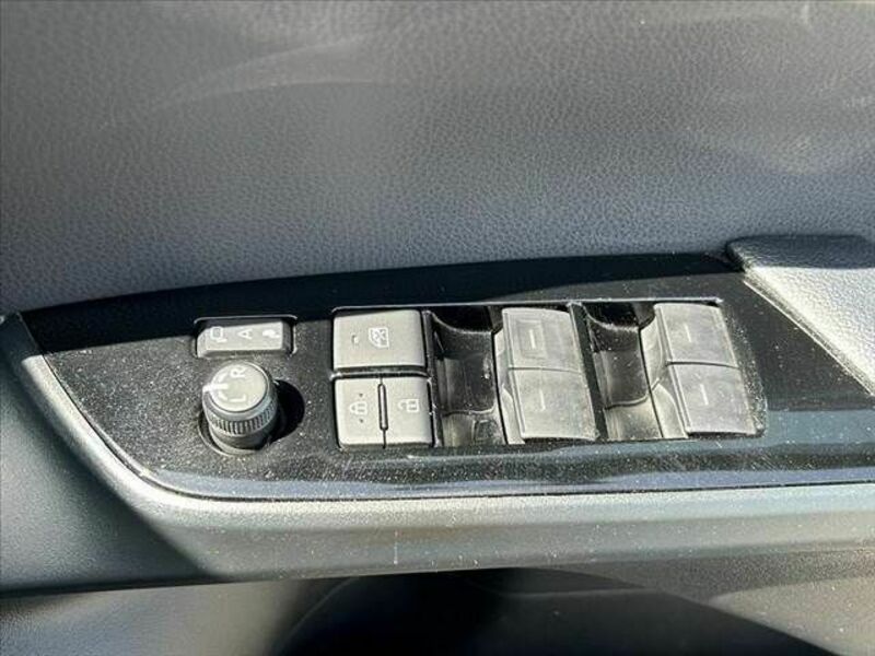 PRIUS-25