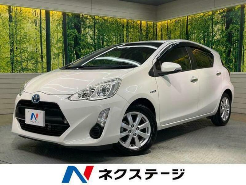 TOYOTA　AQUA