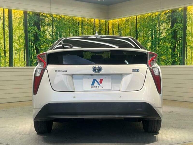 PRIUS-15