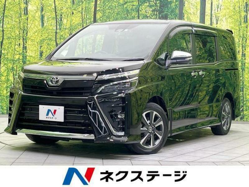 TOYOTA　VOXY
