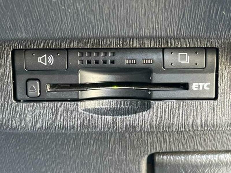 PRIUS-5