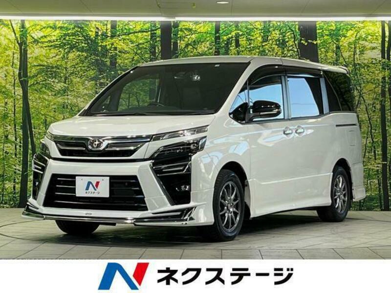 TOYOTA　VOXY