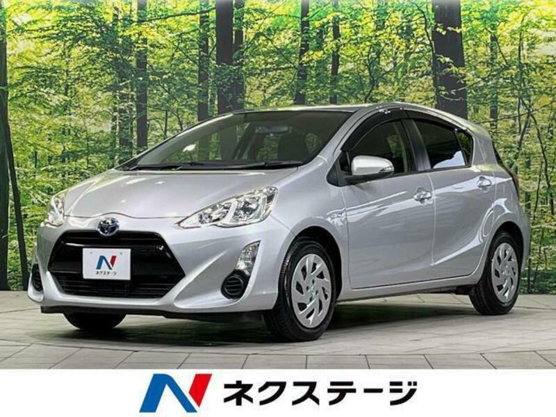 TOYOTA　AQUA