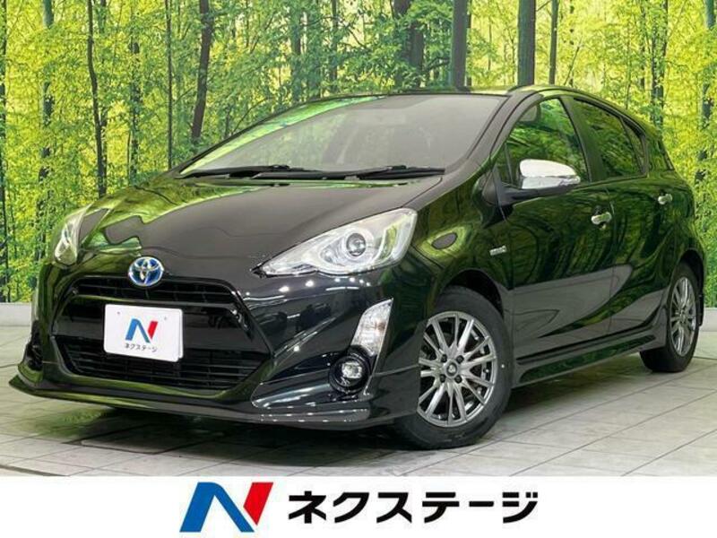 TOYOTA　AQUA