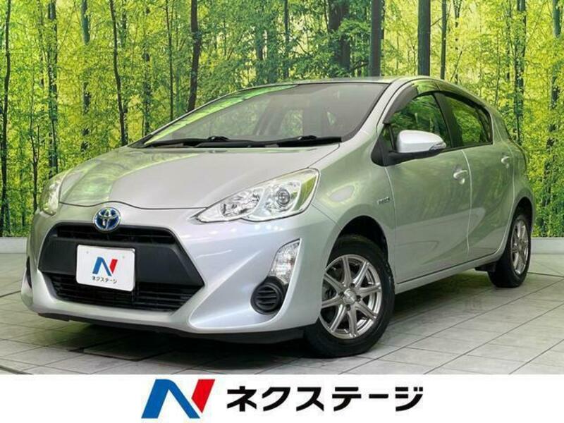 TOYOTA　AQUA
