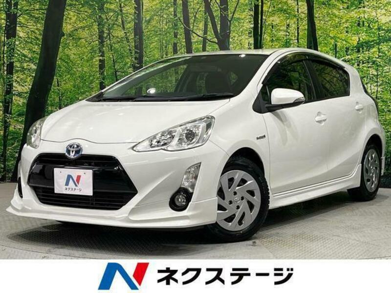 TOYOTA　AQUA