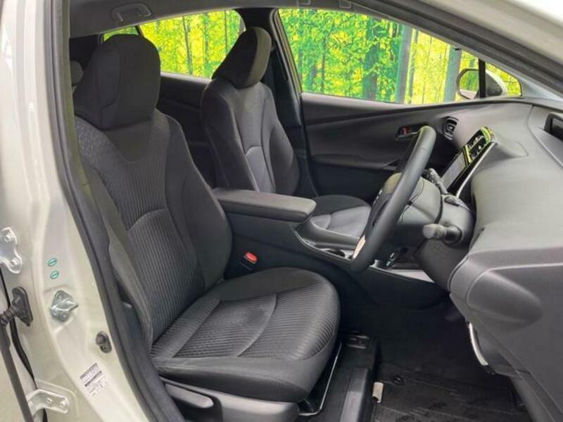 PRIUS-7