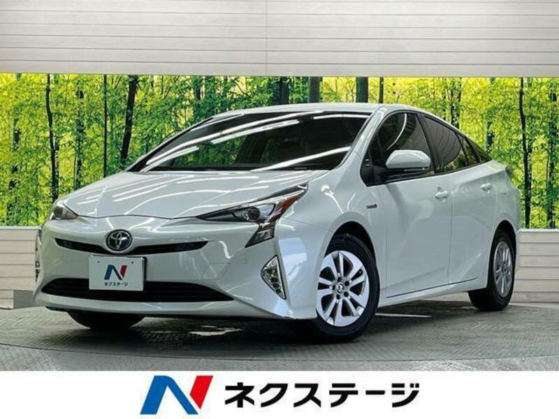 TOYOTA　PRIUS