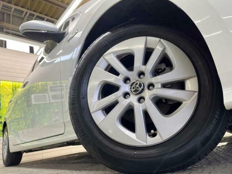 PRIUS-12