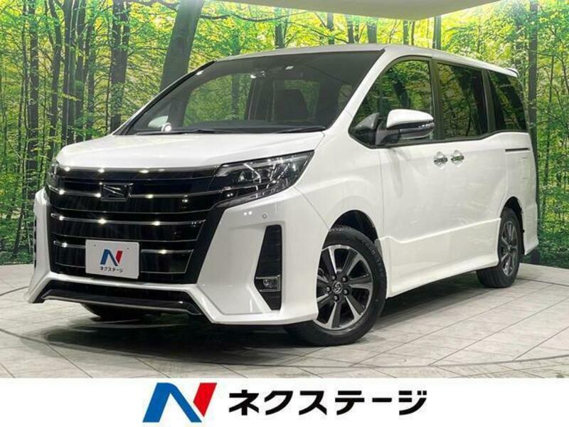 TOYOTA　NOAH