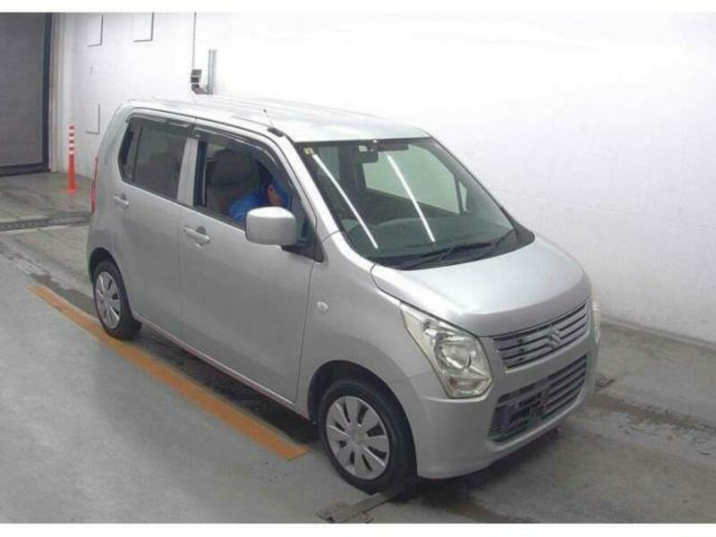 WAGON R